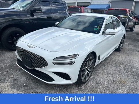 Used 2025 Genesis G70 2.5T image 1