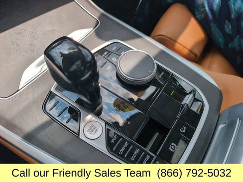 Used 2022 BMW X7 xDrive40i w/ Premium Package AWD/4WD image 27