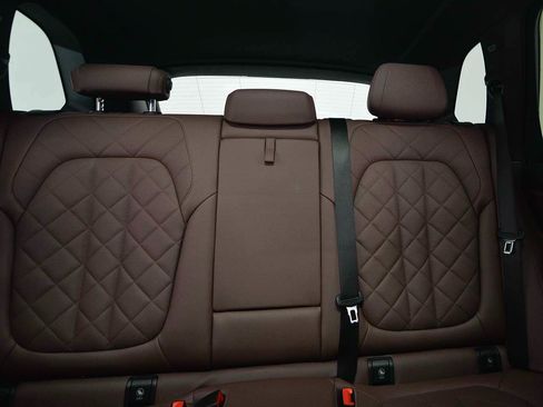 Used 2024 BMW X5 xDrive50e w/ Executive Package AWD/4WD image 9