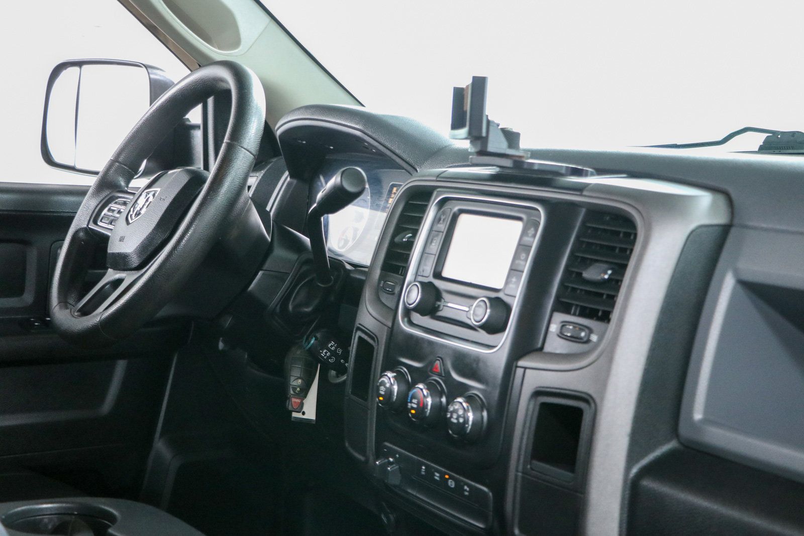 Used 2015 RAM 2500 Tradesman w/ Chrome Appearance Group AWD/4WD image 25