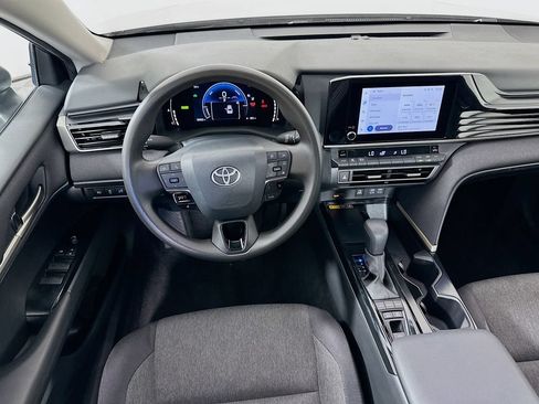 Certified 2025 Toyota Camry LE FWD image 21