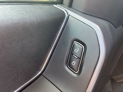 Used 2025 Ford F150 XLT w/ Equipment Group 302A MID image 10