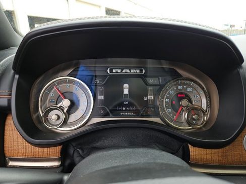 Used 2019 RAM 1500 Limited image 21