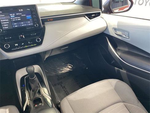 Certified 2021 Toyota Corolla SE w/ SE Premium Package FWD image 27