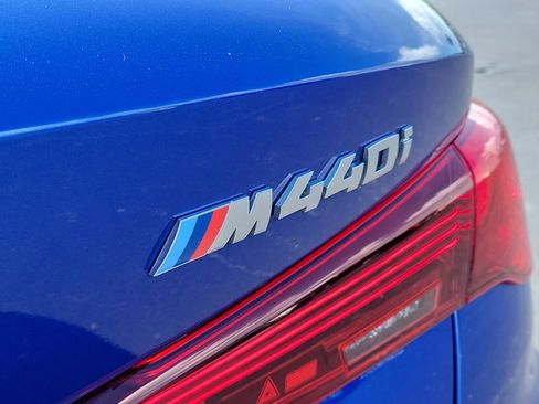 Used 2026 BMW M440i Convertible RWD image 5