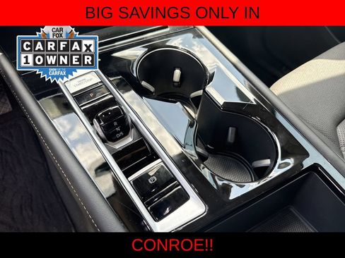 Certified 2024 Volkswagen Atlas SE FWD image 19