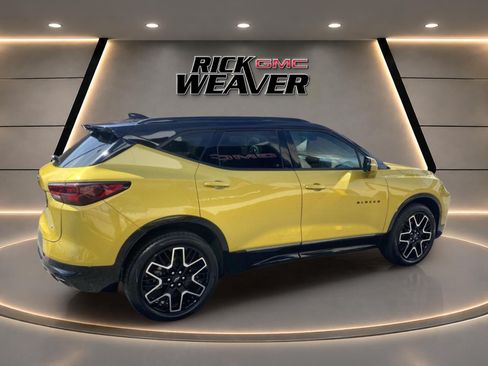 Used 2023 Chevrolet Blazer RS w/ Driver Confidence II Package AWD/4WD image 11