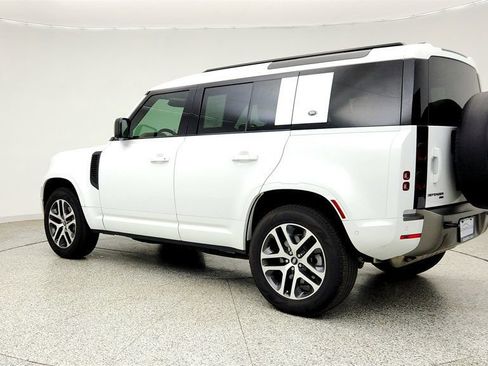 Used 2023 Land Rover Defender 110 X-Dynamic SE AWD/4WD image 7