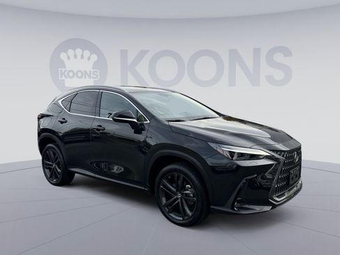 Used 2022 Lexus NX 450h+ AWD image 10