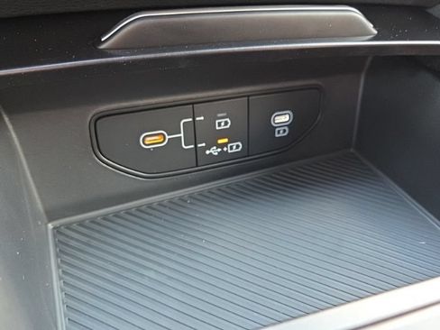 New 2026 Kia Sportage S AWD/4WD image 40