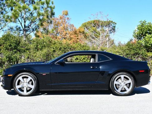 Used 2010 Chevrolet Camaro SS w/ RS Package image 26