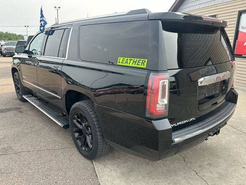 Used 2015 GMC Yukon XL Denali w/ Touring Package AWD/4WD image 7