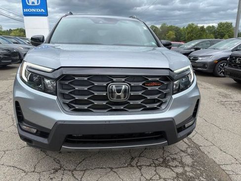 Used 2024 Honda Passport TrailSport image 9