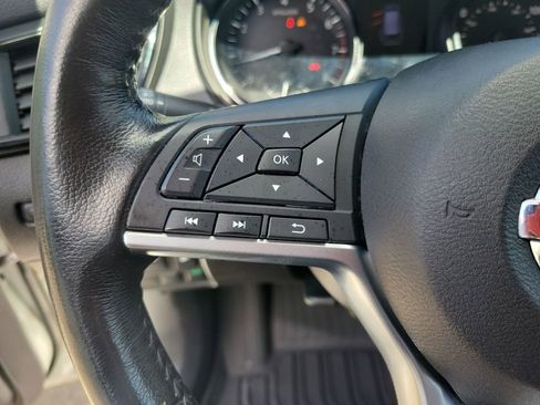 Used 2019 Nissan Rogue SV w/ Premium Package FWD image 25