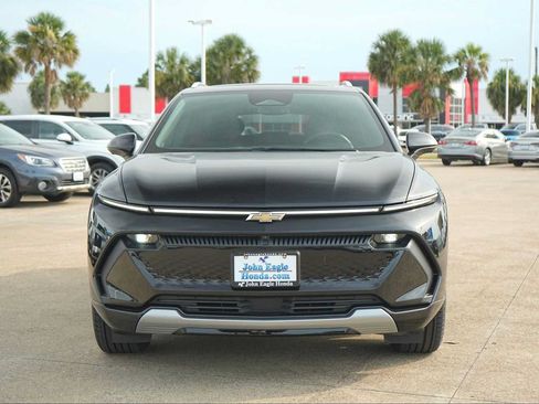 Used 2025 Chevrolet Equinox EV LT w/ Convenience Package FWD image 6