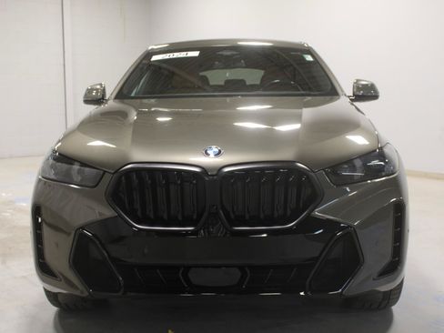 Used 2024 BMW X6 xDrive40i w/ Premium Package AWD/4WD image 17