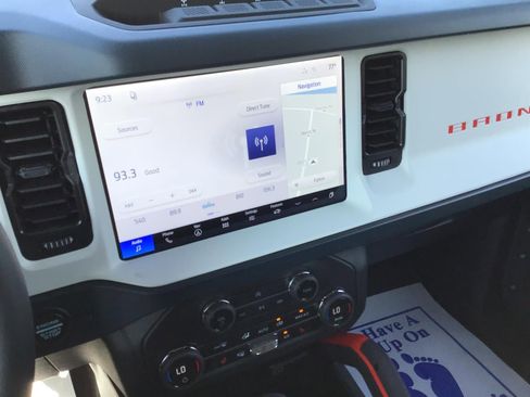 New 2026 Ford Bronco Heritage Edition AWD/4WD image 17