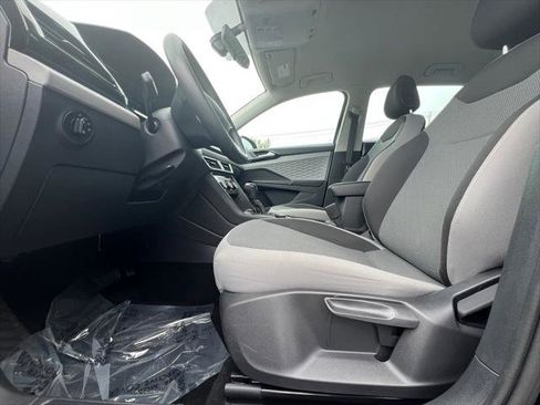 Certified 2023 Volkswagen Taos S AWD/4WD image 10