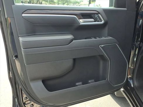 Used 2026 GMC Sierra 1500 SLT RWD image 17
