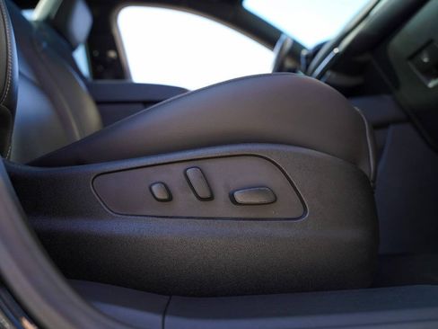 Used 2019 Cadillac XT4 Premium Luxury image 30