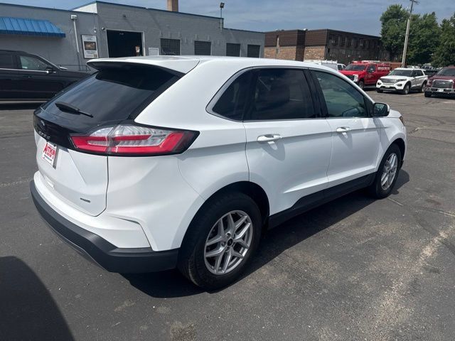 Used 2023 Ford Edge SEL w/ Convenience Package AWD/4WD image 4