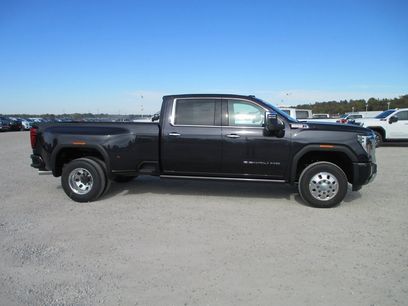 New 2026 GMC Sierra 3500 Denali w/ Denali Reserve Package