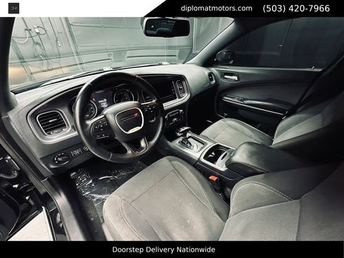 Used 2015 Dodge Charger SE w/ Popular Equipment Group RWD image 17