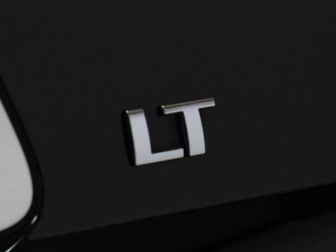 Used 2018 Chevrolet Tahoe LT RWD image 14
