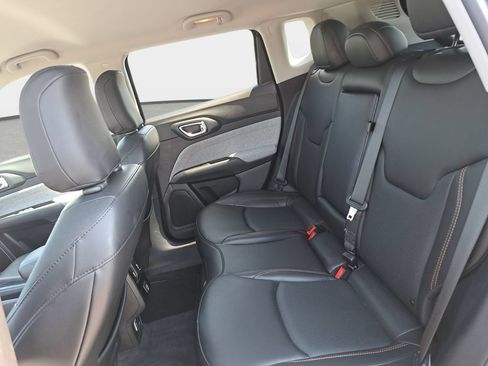 Certified 2022 Jeep Compass Latitude AWD/4WD image 14