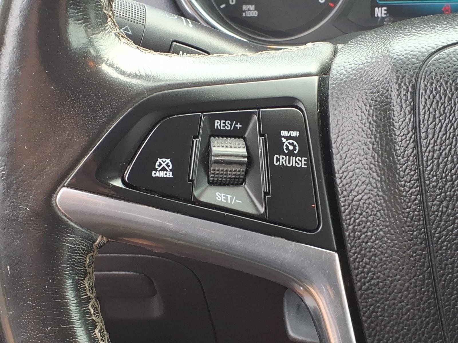 Used 2020 Buick Encore Preferred AWD/4WD image 22