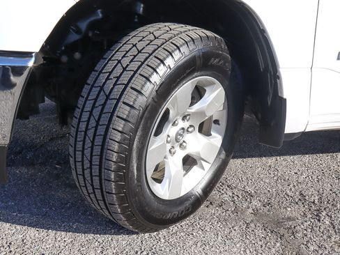 Used 2024 RAM 1500 Lone Star AWD/4WD image 18
