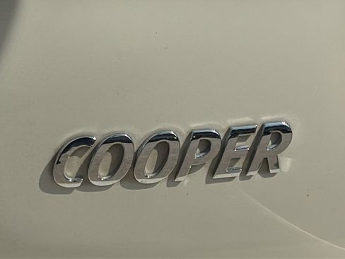 Used 2016 MINI Cooper 2-Door Hardtop FWD image 14