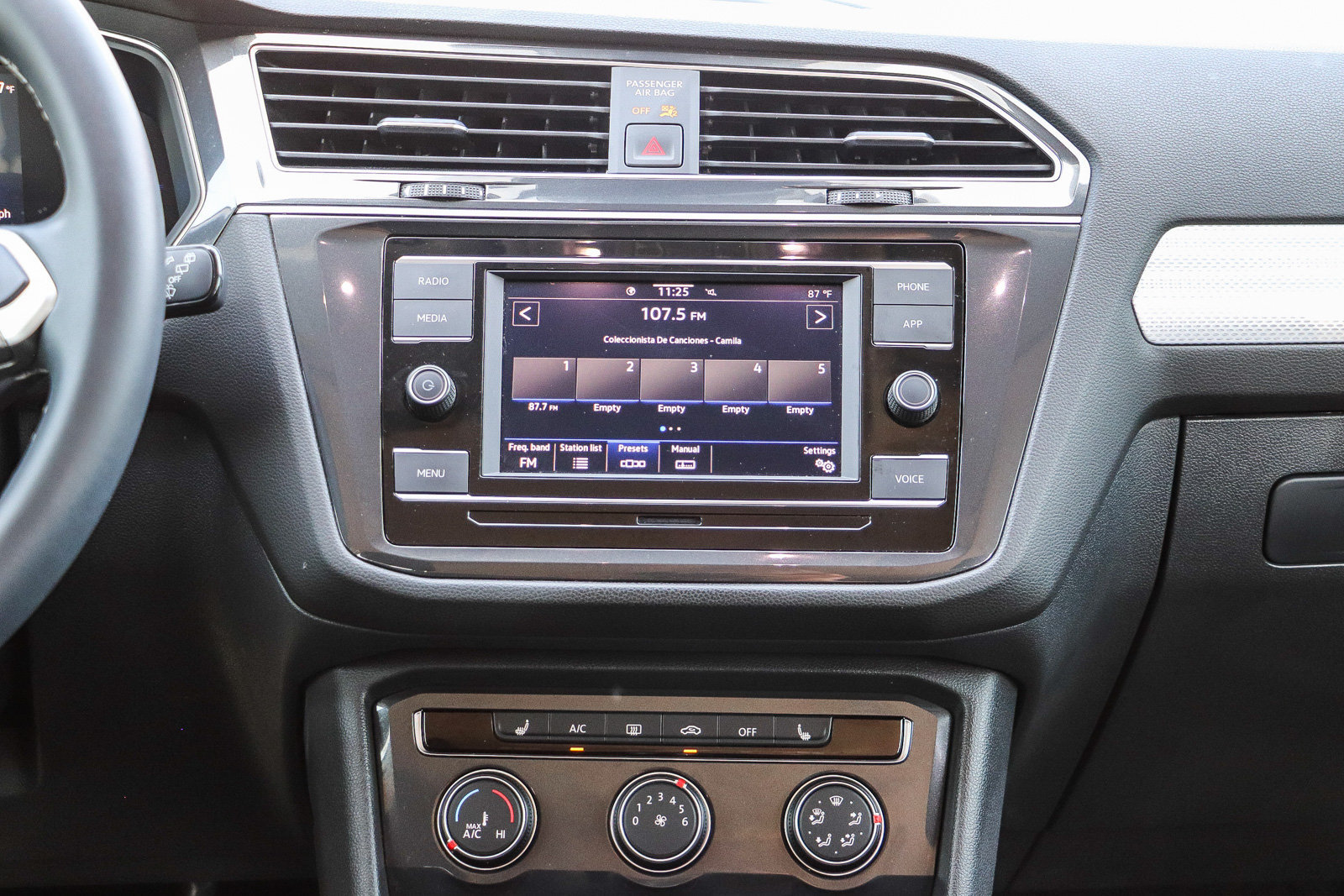 Used 2024 Volkswagen Tiguan S FWD image 14