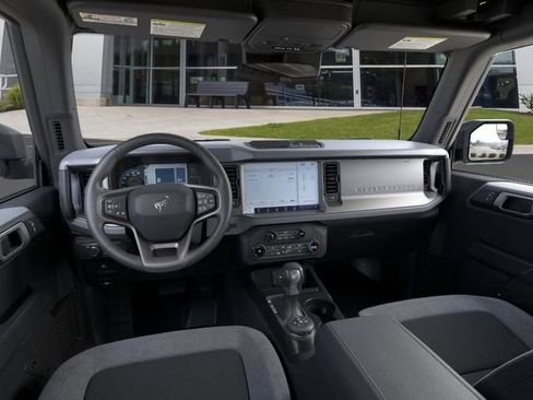 New 2025 Ford Bronco 4-Door image 9