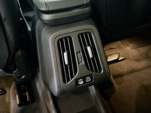 Used 2025 BMW X2 xDrive28i image 26