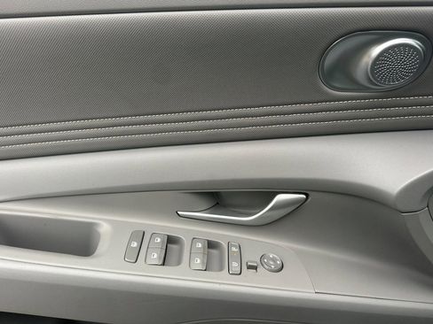 New 2026 Hyundai Elantra Sport image 11