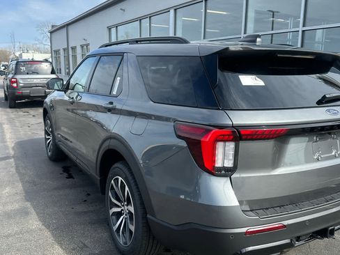 New 2026 Ford Explorer ST-Line AWD/4WD image 5