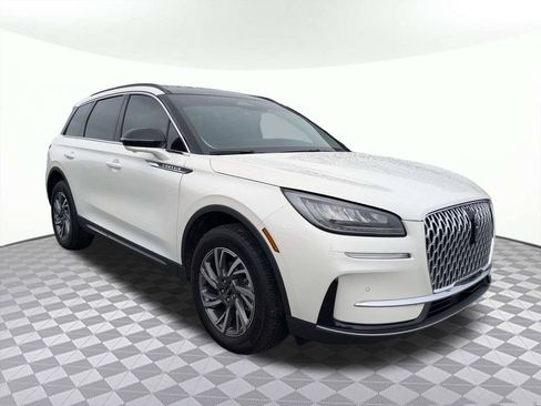 Used 2026 Lincoln Corsair Premiere FWD image 1