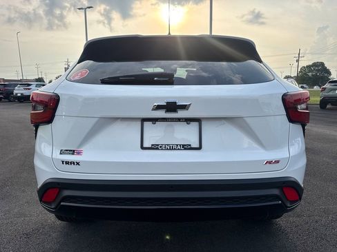New 2026 Chevrolet Trax RS w/ Driver Confidence Package FWD image 5
