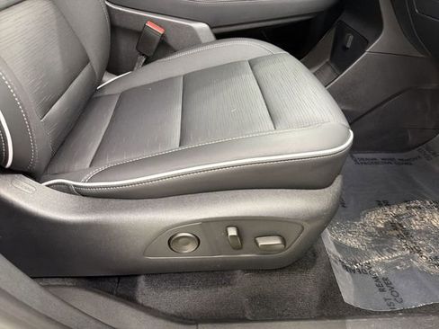 Certified 2025 Buick Enclave Sport Touring w/ Super Cruise Package image 20