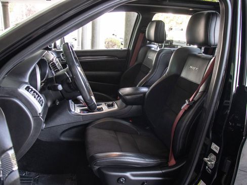 Used 2021 Jeep Grand Cherokee SRT w/ Trailer Tow Group IV image 10