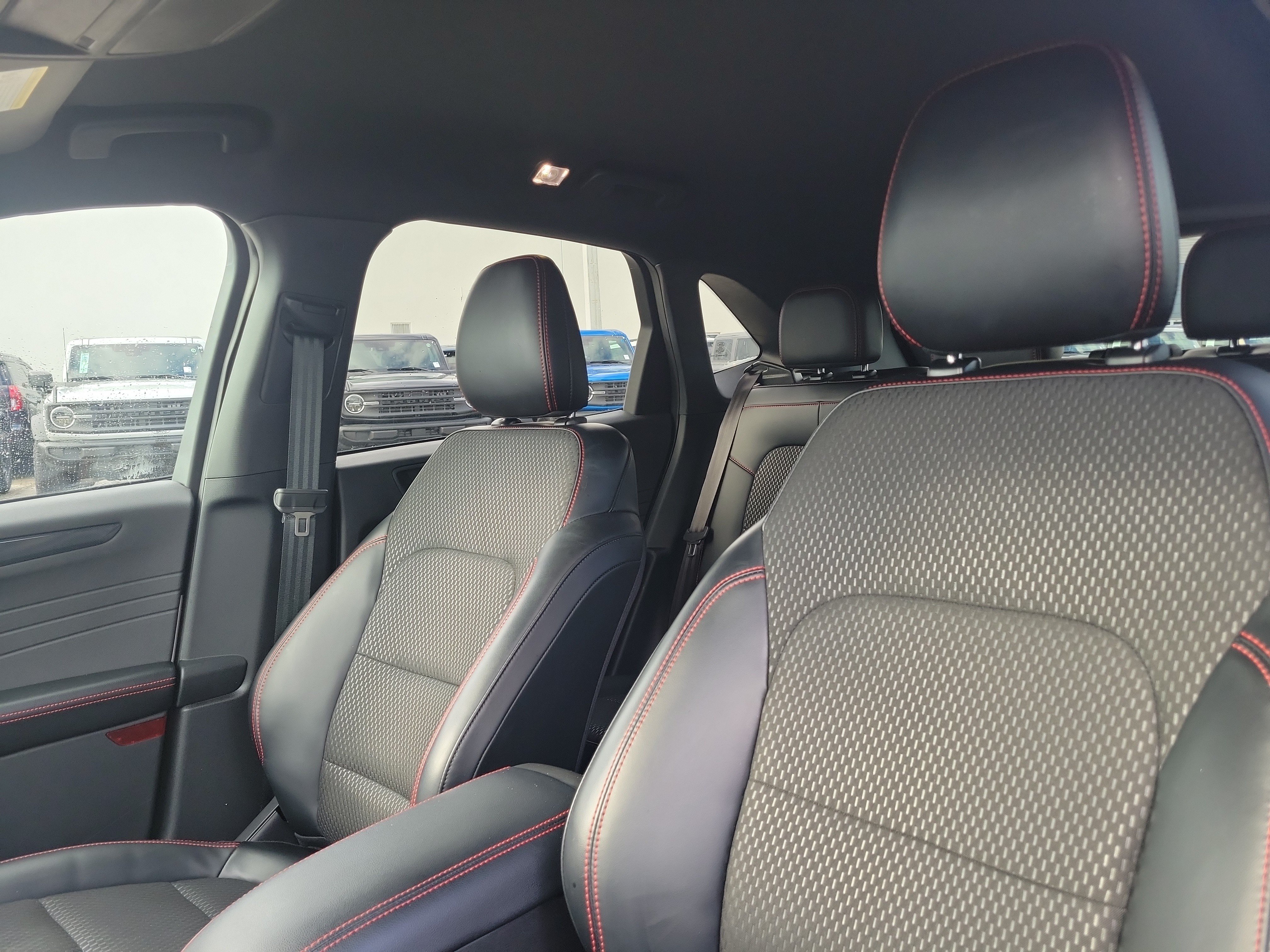 Used 2024 Ford Escape ST-Line w/ Tech Pack #1 FWD image 13
