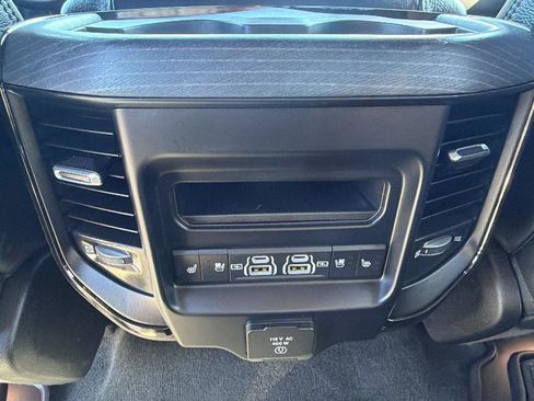 Used 2022 RAM 1500 Limited image 32