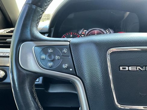 Used 2016 GMC Yukon Denali w/ Open Road Package AWD/4WD image 26