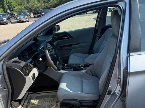 Used 2016 Honda Accord LX image 8
