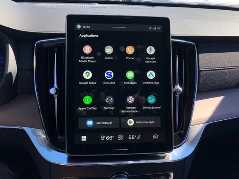 New 2026 Volvo XC90 B6 Plus w/ Protection Package Premier image 25