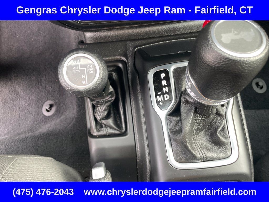 Used 2023 Jeep Wrangler Unlimited w/ Sun & Screen Package AWD/4WD image 54