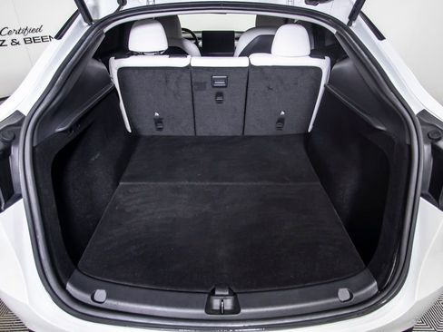 Used 2023 Tesla Model Y Performance AWD/4WD image 14