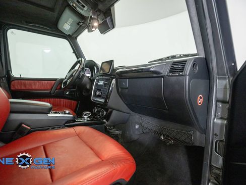 Used 2013 Mercedes-Benz G 63 AMG 4MATIC image 46