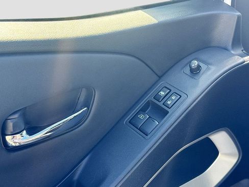 Certified 2024 Nissan Frontier SV w/ Technology Package image 17